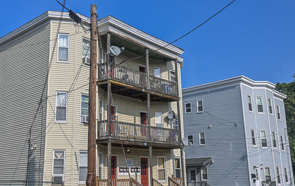 Three-decker buildings